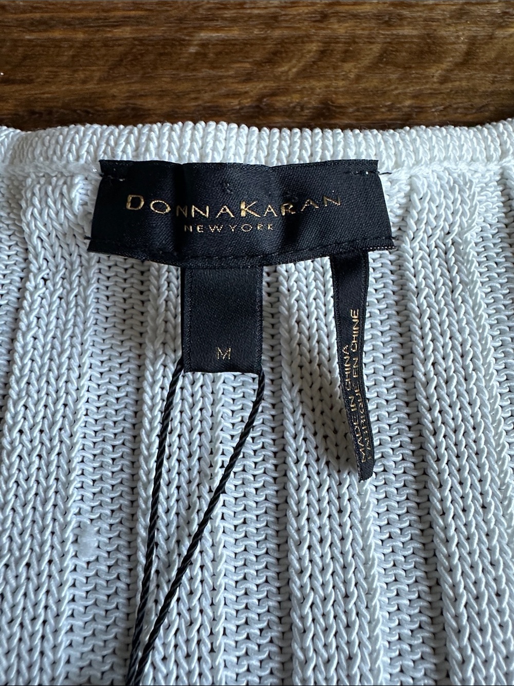 Donna Karen New York Knit sweater size medium - Picture 3 of 6